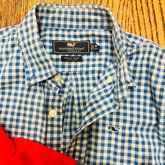 Vineyard Vines Boys’ Quarter Zip and Button Down - Picture 3 of 7